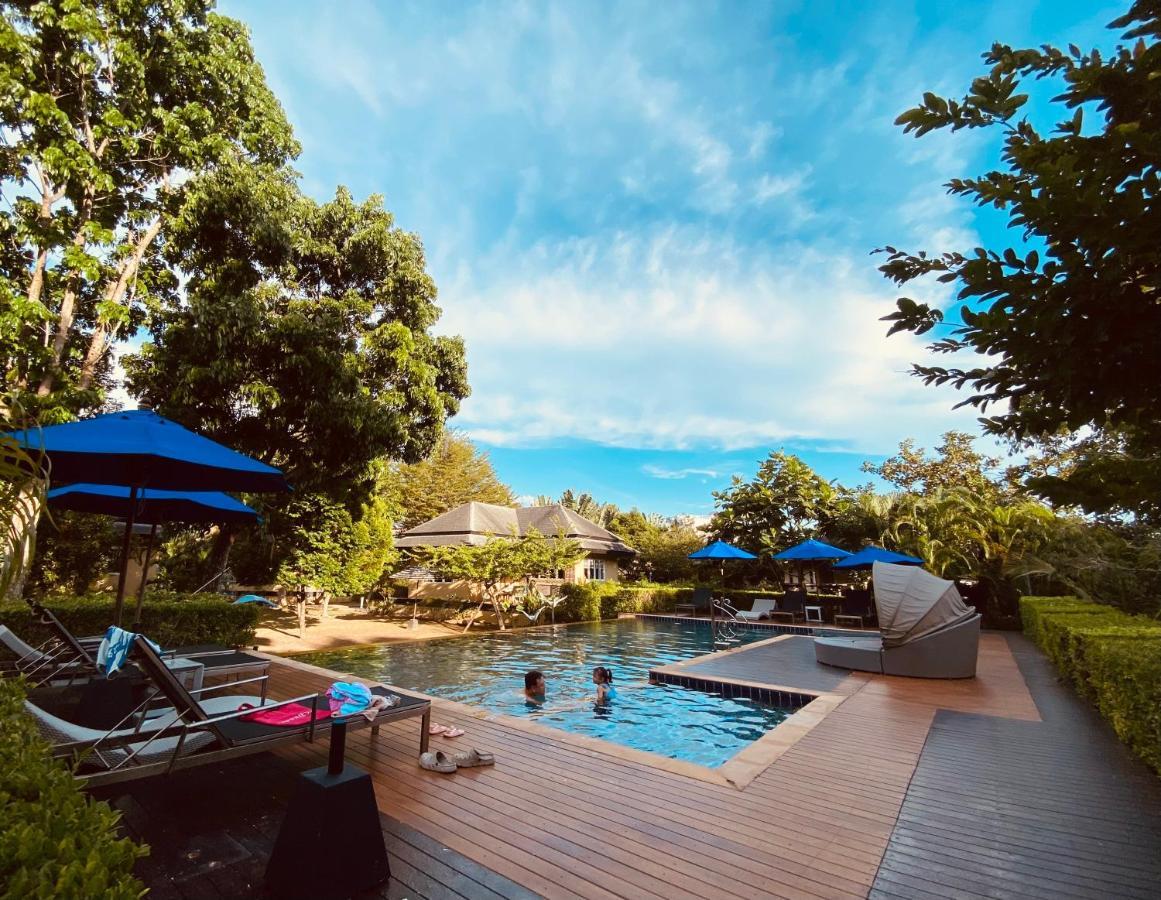 Perennial Resort Nai Yang Exterior foto