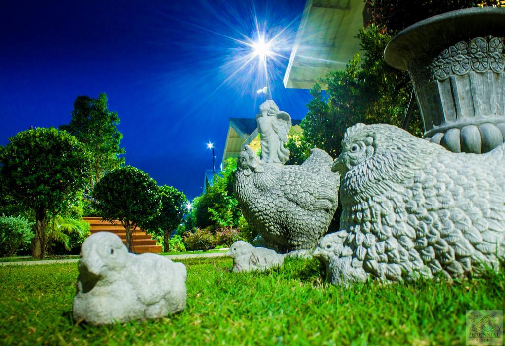 Perennial Resort Nai Yang Exterior foto